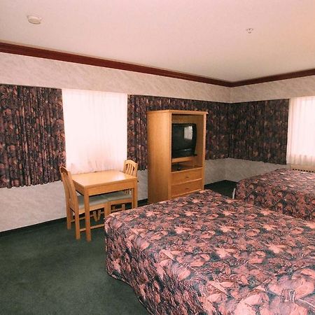 Robsonstrasse Hotel & Suites Vancouver Room photo